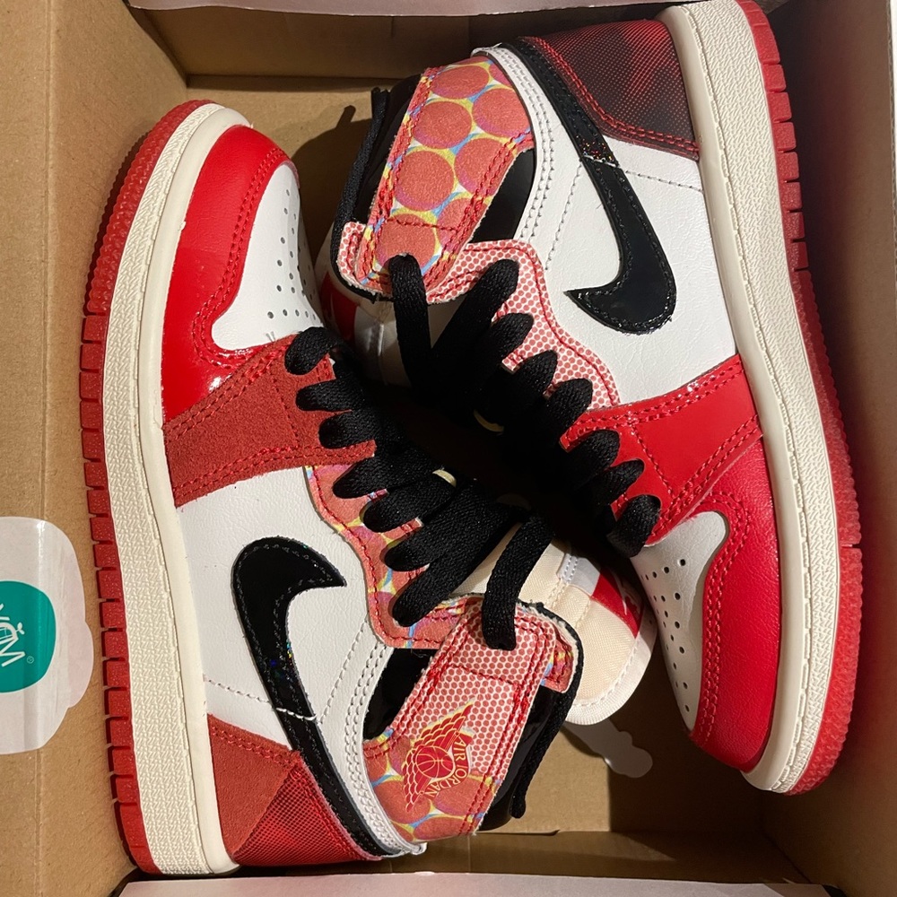 12C Jordan 1 Retro High OG Spiderman Across The Spiderverse
